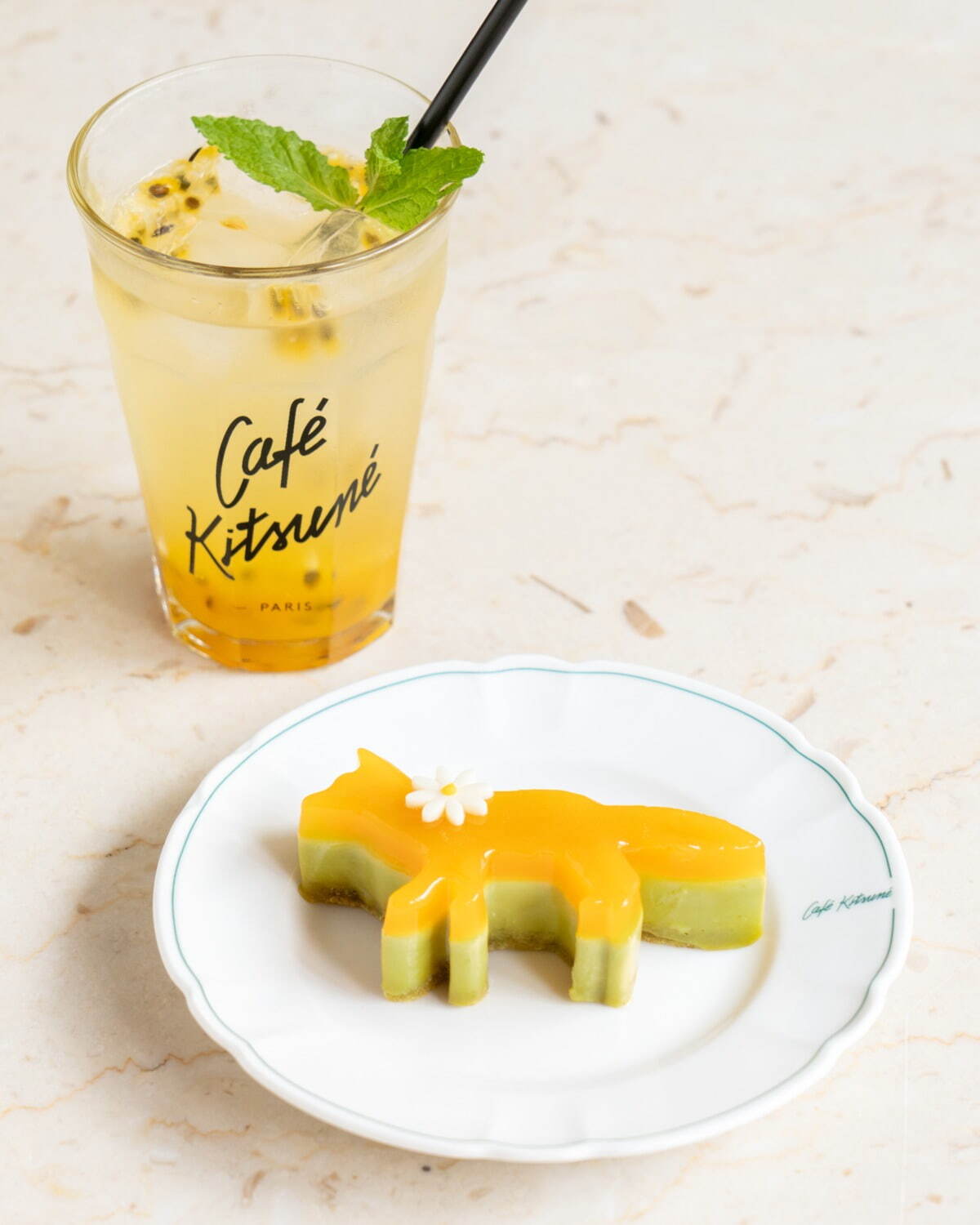 キツネケーキ パッションピスターシュ イートイン＆テイクアウト 700円※青山限定