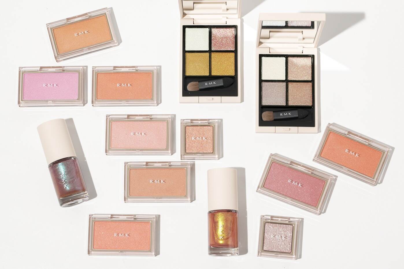 秋コスメ｜RMK2025年秋コスメ、“夕暮れ・夜の闇”着想の偏光パールアイシャドウや“謎色”ネイル