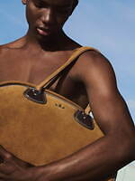 アディダス オリジナルス×ウェールズ・ボナー、スパンコール輝くスニーカー＆手編みストラップサンダル｜写真33