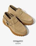 人気ブランドメンズシューズ【2025年秋】おしゃれに履きたい白スニーカーやカジュアルな革靴など｜写真44