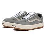 人気ブランドレディース靴【2025年秋】おしゃれに使える、きれいめスニーカーや大人可愛い革靴｜写真32