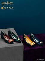 人気ブランドレディース靴【2025年秋】おしゃれに使える、きれいめスニーカーや大人可愛い革靴｜写真39