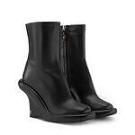 人気ブランドレディース靴【2025年秋】おしゃれに使える、きれいめスニーカーや大人可愛い革靴｜写真56