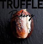 トリュフベーカリー(TruffleBAKERY) 白トリュフのホットドッグ｜写真1