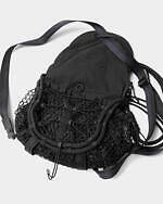 ビューティフルピープル“過剰な”収納＆ハンドルを搭載したショルダーやバックパック｜写真7