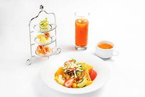 「豊洲セイルパーク」商業エリア＆大屋根広場を備えた複合施設、カフェやレストランなど21店舗｜写真5