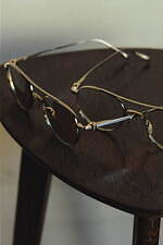 ユウイチ トヤマ.のビオトープ限定アイウェア、コンビメタルのラウンド＆アビエーター型眼鏡｜写真13