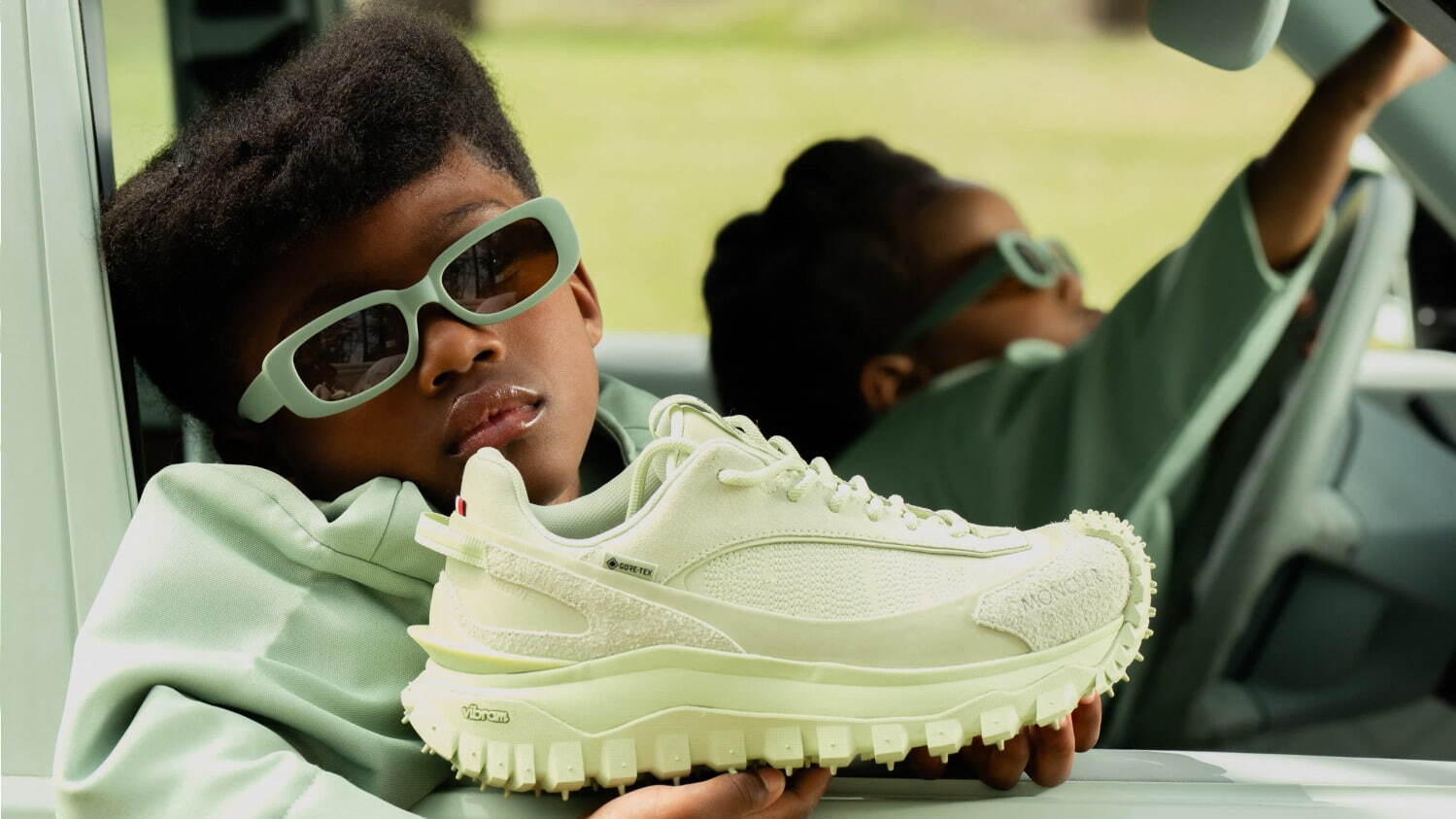 モンクレール(MONCLER) トレイルグリップ｜写真4