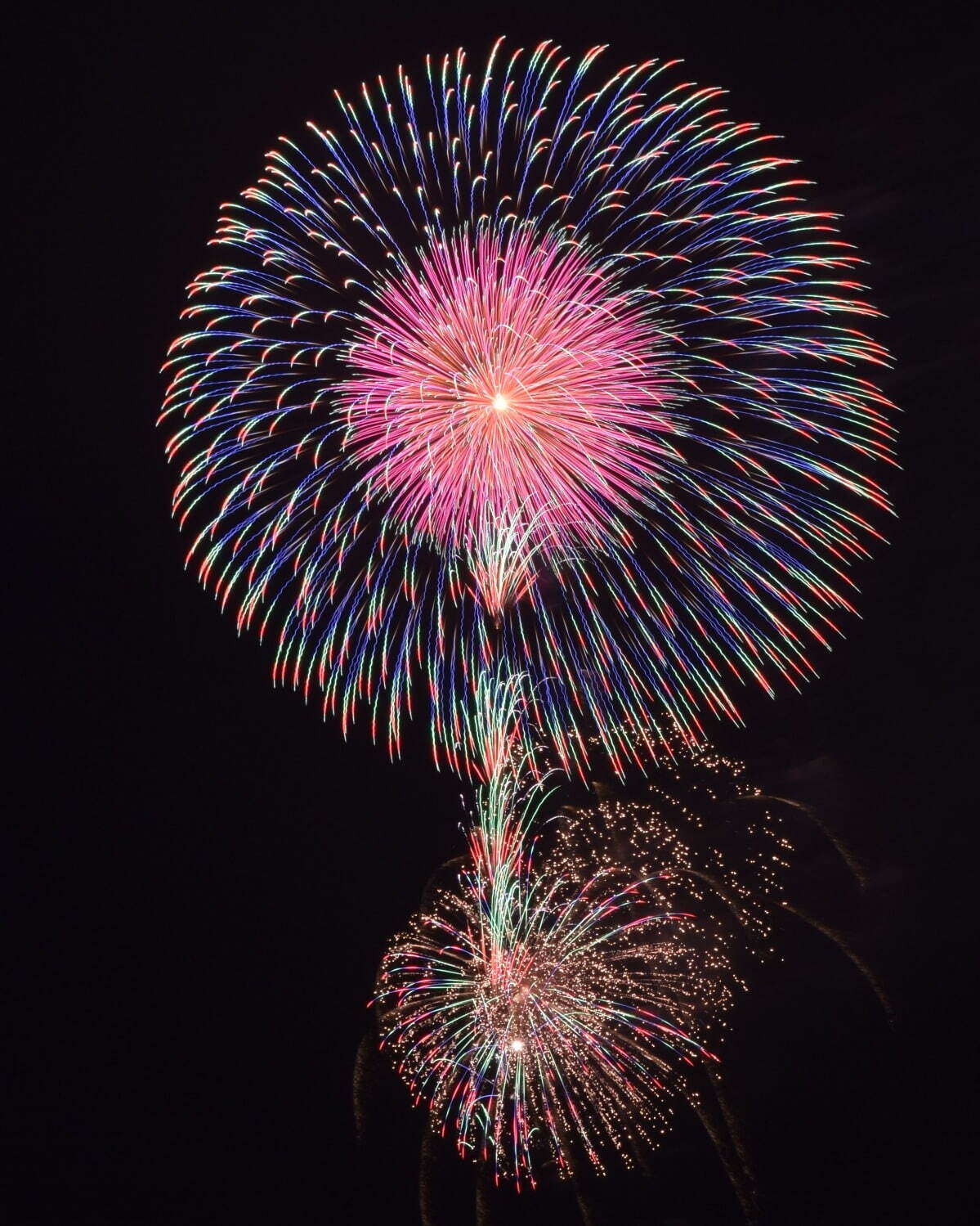 日本三大競技花火大会「伊勢神宮奉納全国花火大会 2025」日本屈指の花火師が約9,600発を打ち上げ｜写真2