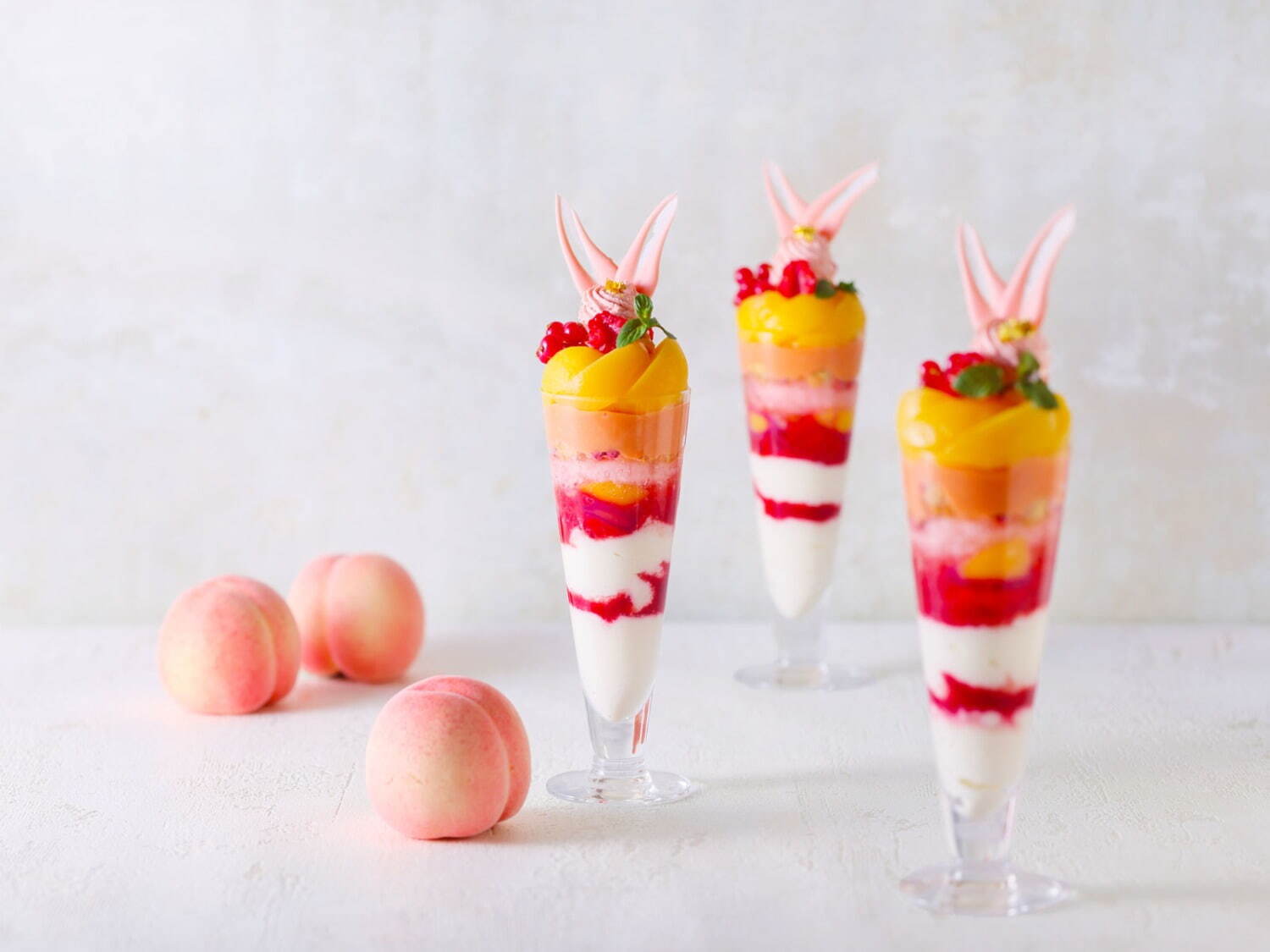 「カラーパフェ ～ピンク～」3,000円