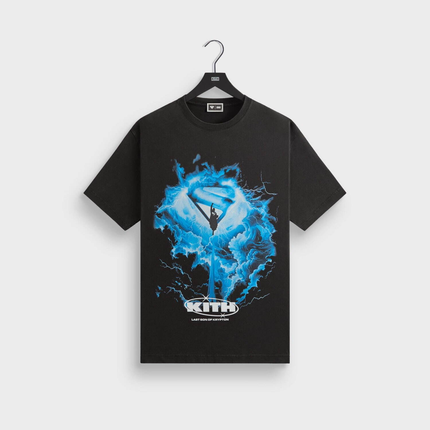 【激安】半額以下- 50%OFFの安い通販 Kith「スーパーマン」着想ウェア、Sシールド付きブルゾン トップス
