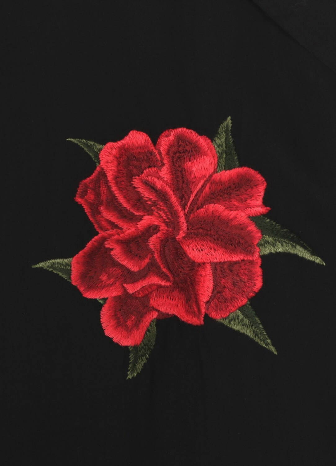 ワイルドサイド ヨウジヤマモト“花刺繍”の半袖シャツ、色味を抑えた椿＆鮮やかチューリップ｜写真4