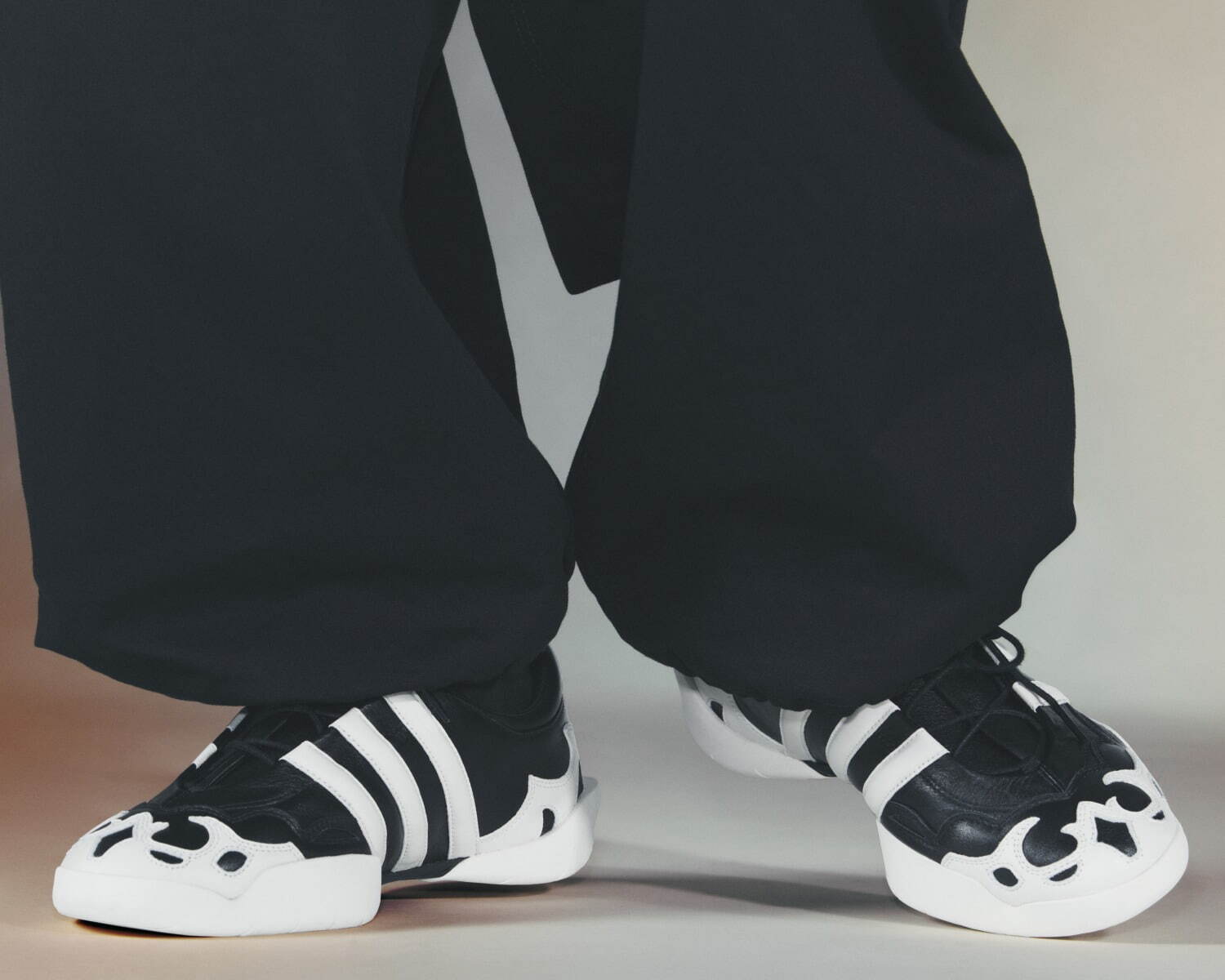 Y-3 レグ レザー 59,400円
