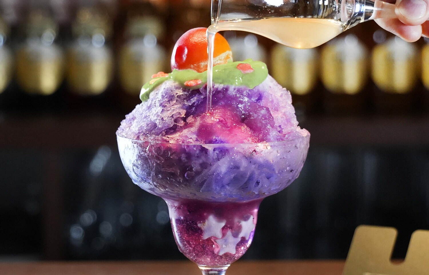 「星空の梅かき氷」2,090円 ※チャージ料含む