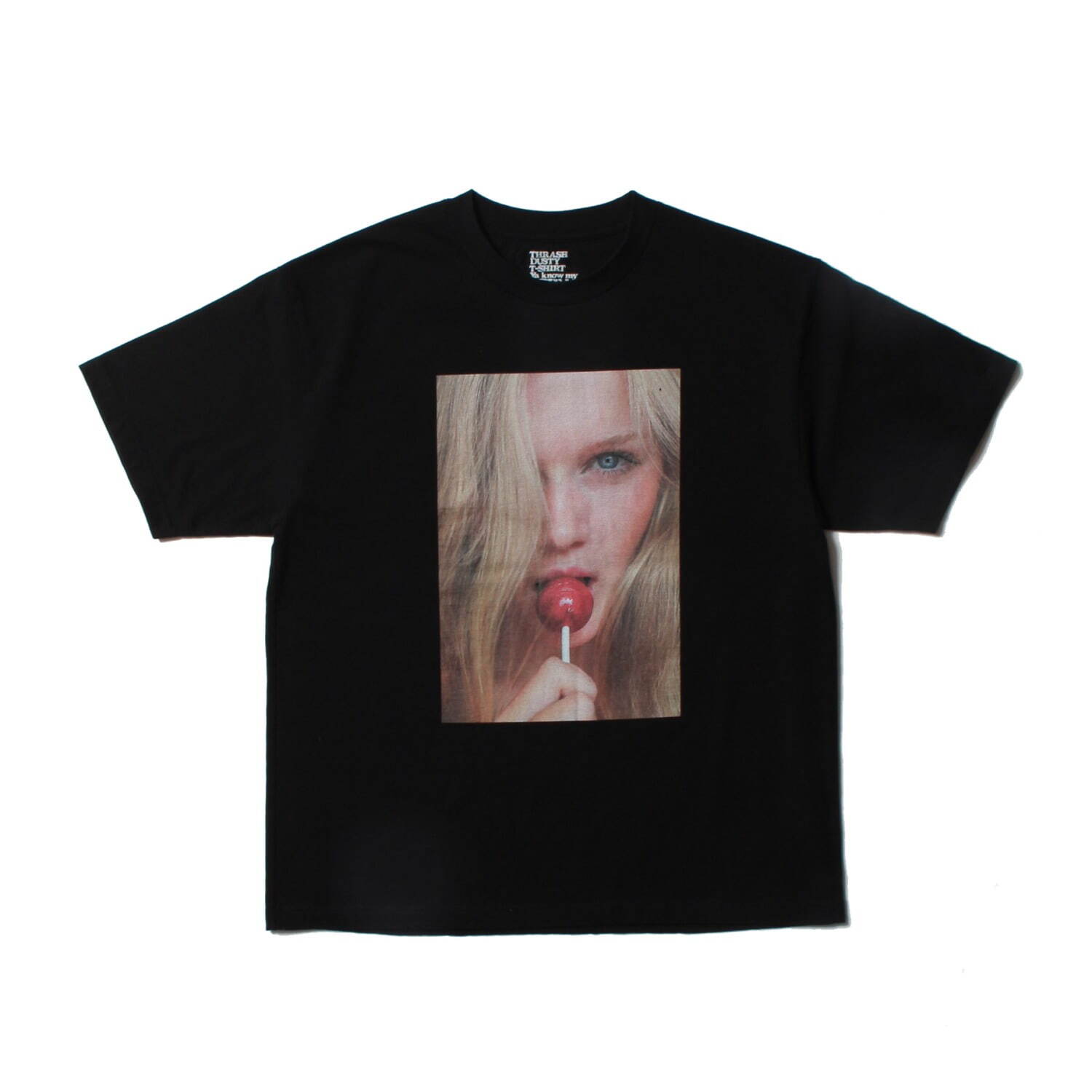 マインデニム“ヌード女性＆キャンディ舐める女性”フォトTシャツ、イギリスの写真家とコラボ｜写真4