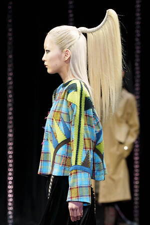 ヒロコ コシノ(HIROKO KOSHINO) 2025-26年秋冬ウィメンズコレクション  - 写真8