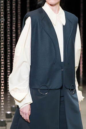 ヒロコ コシノ(HIROKO KOSHINO) 2025-26年秋冬ウィメンズコレクション  - 写真13