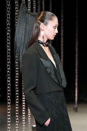 ヒロコ コシノ(HIROKO KOSHINO) 2025-26年秋冬ウィメンズコレクション  - 写真16