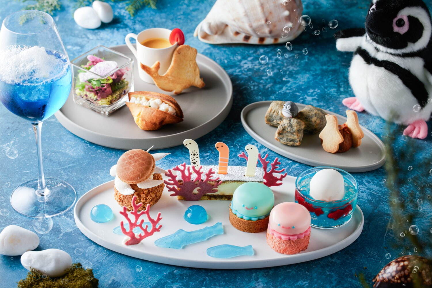 「すみだ水族館コラボアフタヌーンティー 2025」平日 6,958円、土日祝 7,590円