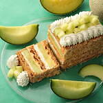 キハチ 青山本店の夏限定「ジューシーメロンパイ」なめらか果肉×Wクリームの“サクサク”パイ｜写真4