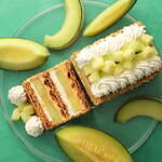 キハチ 青山本店の夏限定「ジューシーメロンパイ」なめらか果肉×Wクリームの“サクサク”パイ｜写真6