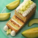 キハチ 青山本店の夏限定「ジューシーメロンパイ」なめらか果肉×Wクリームの“サクサク”パイ｜写真5