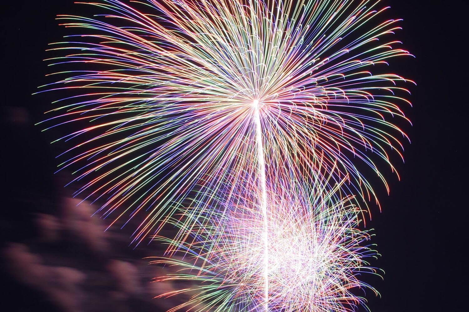 野外イベント｜「鴨川市民花火大会 2025」“日本の渚百選”前原・横渚海岸の夜空に3,000発の花火