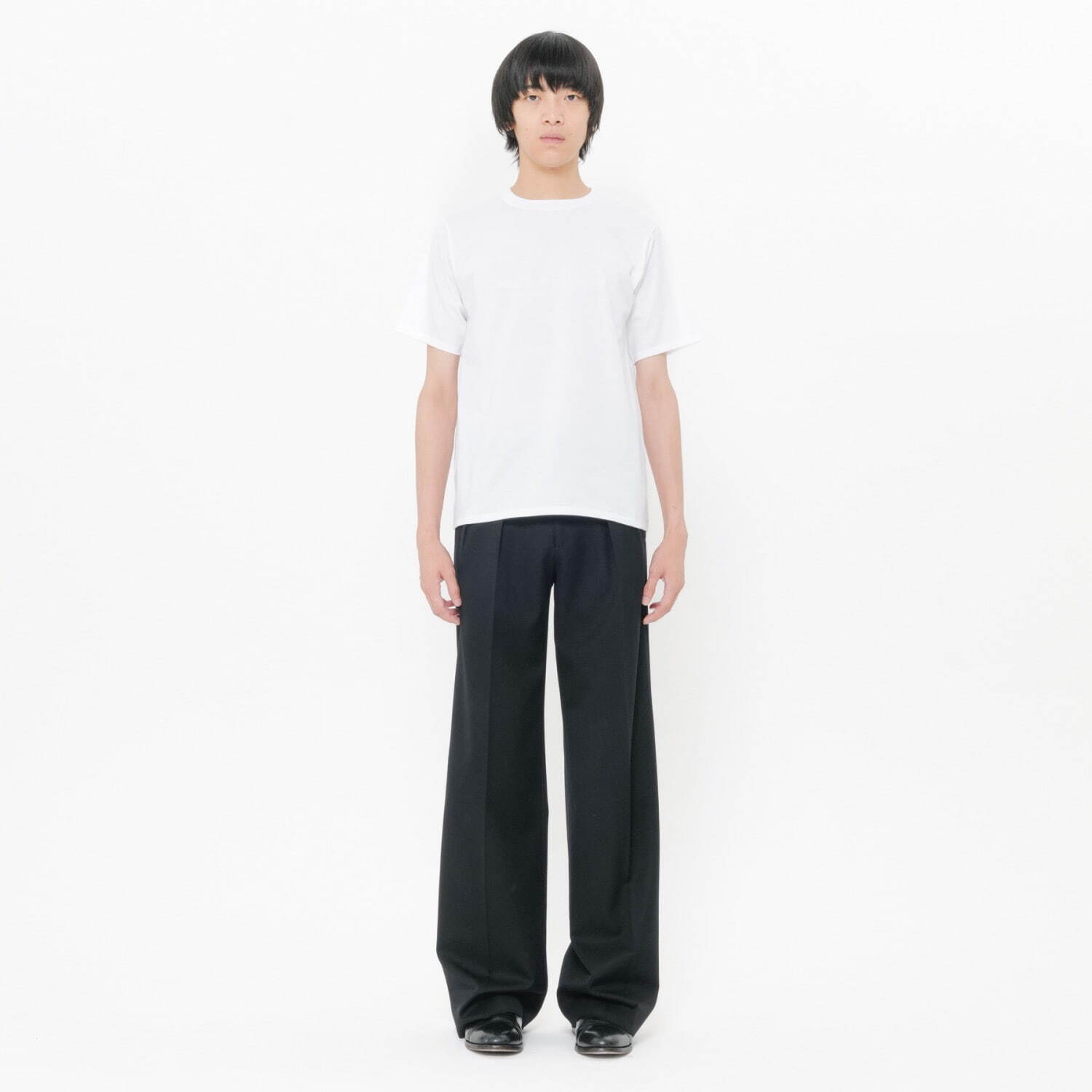 リバースロゴ Tシャツ 13,200円