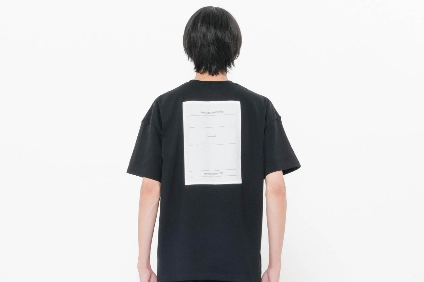 ドレスドアンドレスド“楽譜の表紙”プリント＆反転ロゴ刺繍のTシャツ、渋谷西武で期間限定ストア