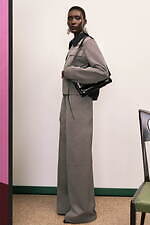 トリー バーチ 2026年リゾートコレクション - 現代女性のリアルクローズにレトロな色気を漂わせて｜写真14