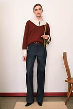 トリー バーチ 2026年リゾートコレクション - 現代女性のリアルクローズにレトロな色気を漂わせて｜写真17