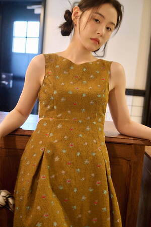 ダズリン(dazzlin) 2025-26年秋冬ウィメンズコレクション  - 写真24