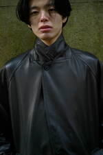 ブラン ワイエム 2025年秋冬コレクション、クラシックに見出す“モード”｜写真9