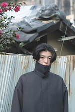 ブラン ワイエム 2025年秋冬コレクション、クラシックに見出す“モード”｜写真10