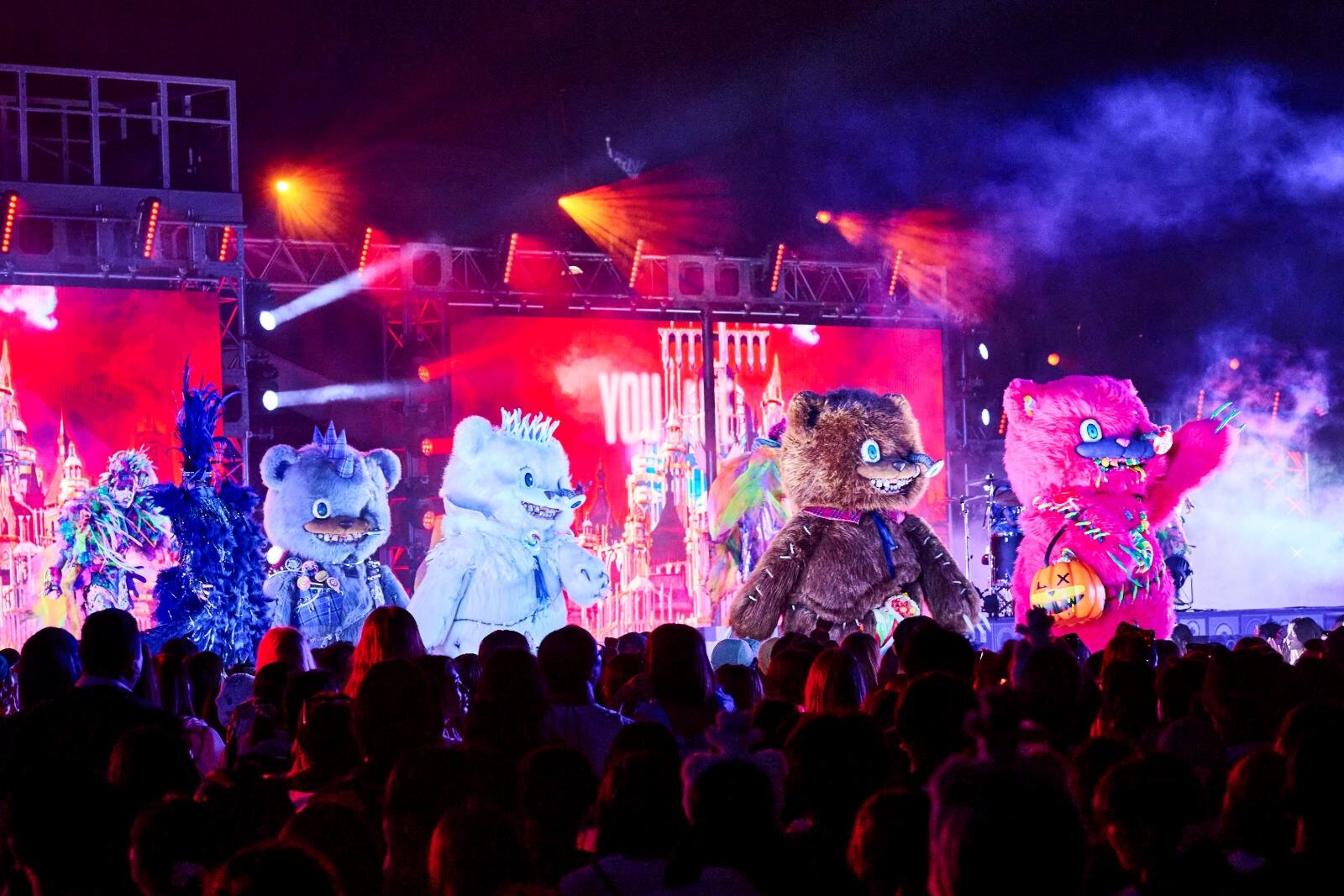 USJのハロウィンイベント2025 - 昼はポケモンDJたちとパーティ、夜はゾンビが暴れる恐怖体験｜写真13