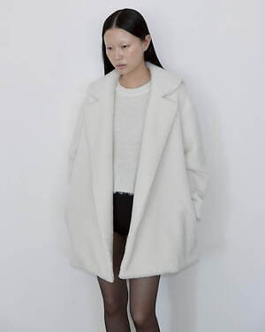 ヒュー・デイ・トゥ・イブニング	(hue DAY TO EVENING) 2025-26年秋冬ウィメンズコレクション  - 写真9