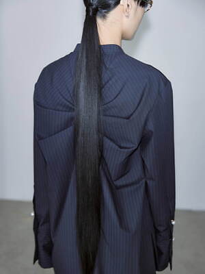 ヒュー・デイ・トゥ・イブニング	(hue DAY TO EVENING) 2025-26年秋冬ウィメンズコレクション  - 写真37