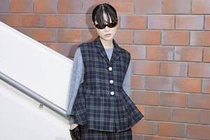 ヒュー・デイ・トゥ・イブニング	 2025-26AW コレクション