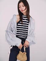 リリー ブラウン×マリークワント、パフスリーブのミニ丈カーディガン＆デイジー付き編み込みバッグ｜写真58