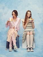 ファーファー×フィラ初コラボ、“シアーピンク”のトラックジャケットやリボン付きブラウスなど｜写真22