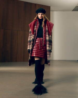 ヘルノ(HERNO) 2025-26年秋冬ウィメンズコレクション  - 写真9