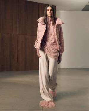 ヘルノ(HERNO) 2025-26年秋冬ウィメンズコレクション  - 写真18