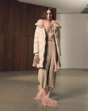 ヘルノ(HERNO) 2025-26年秋冬ウィメンズコレクション  - 写真19