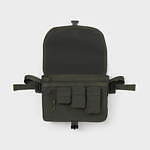 エンダースキーマの25年夏秋、“小型バッグを連結”バックパック＆レザーのアーガイル柄ミニ財布｜写真63