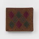 エンダースキーマの25年夏秋、“小型バッグを連結”バックパック＆レザーのアーガイル柄ミニ財布｜写真23