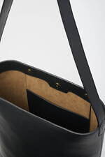 エンダースキーマの25年夏秋、“小型バッグを連結”バックパック＆レザーのアーガイル柄ミニ財布｜写真56