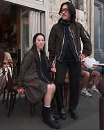 sacai新ユニセックスブーツ、シンプルなロゴ入り防水ラバーアッパー｜写真5