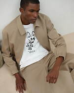 メゾン キツネ 25-26年秋冬コレクション - “おめかしキツネ”が楽しむ都会の冬｜写真27