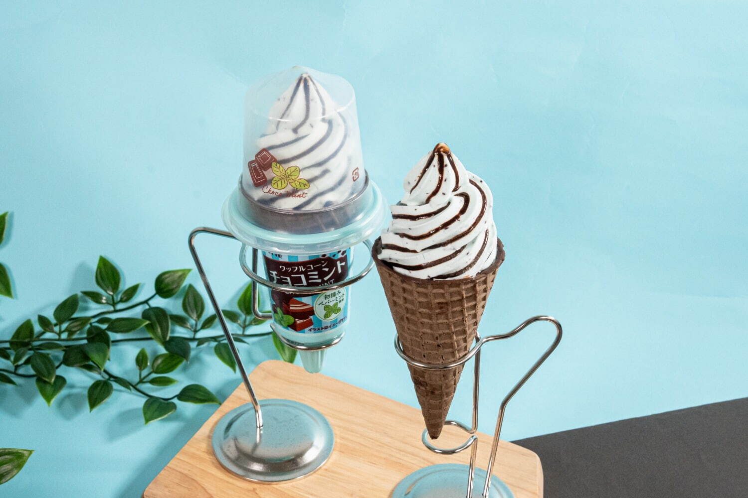 ファミリーマート「チョコミントスイーツ」“パリパリ”チョコチップ入りフラッペ＆たべる牧場アイスなど｜写真9
