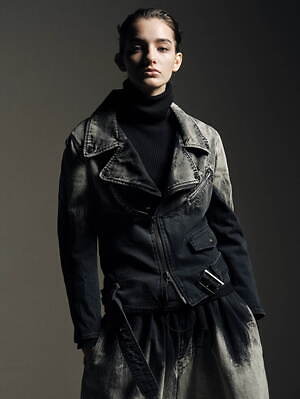 レギュレーション ヨウジヤマモト(REGULATION Yohji Yamamoto) 2025-26年秋冬ウィメンズコレクション  - 写真9